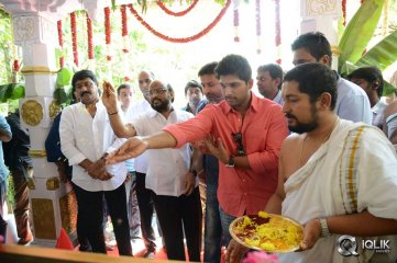 Son Of Sathyamurthy Movie Opening